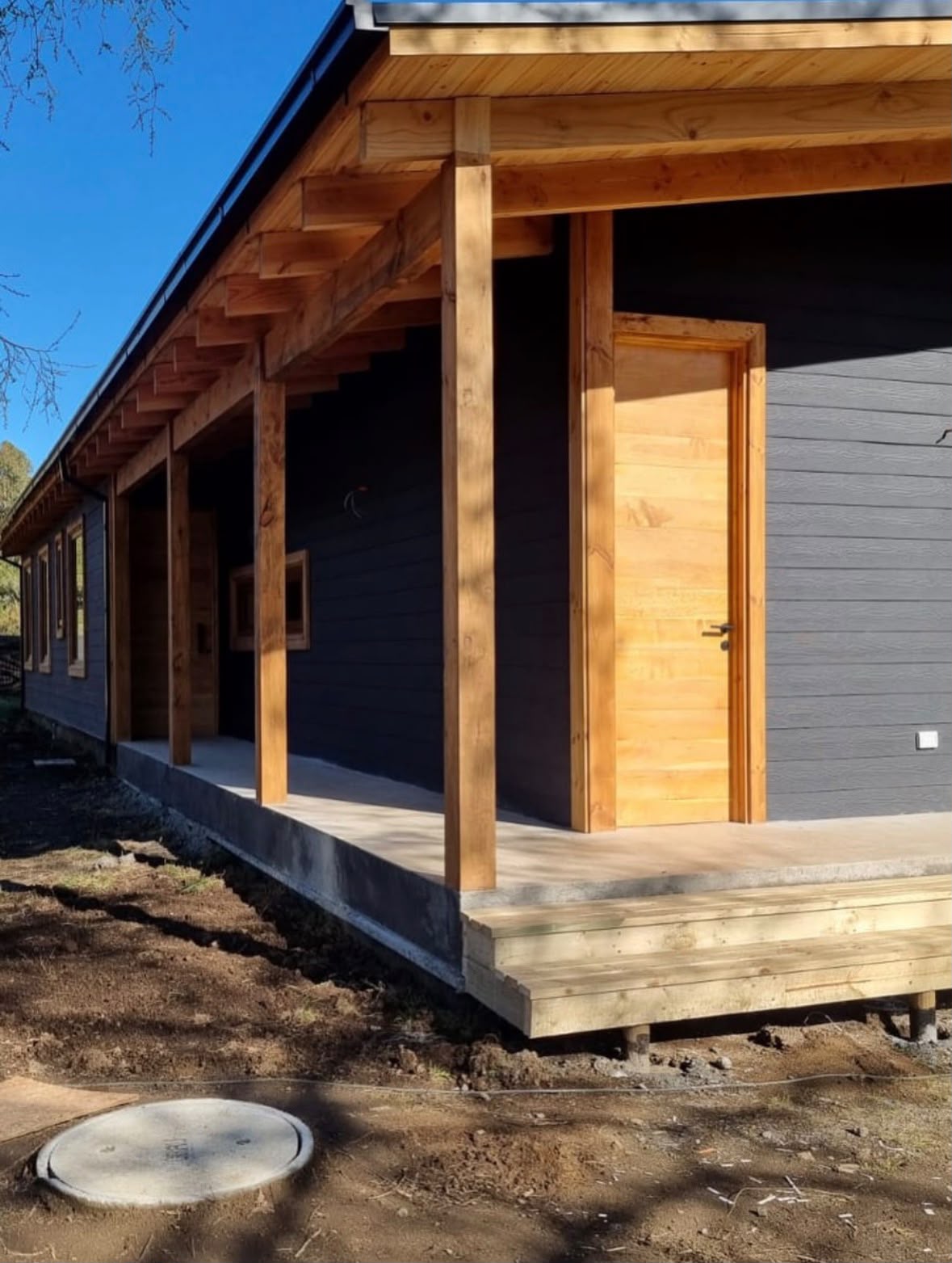 Casa con hermosos ventanales en venta - Foto 2
