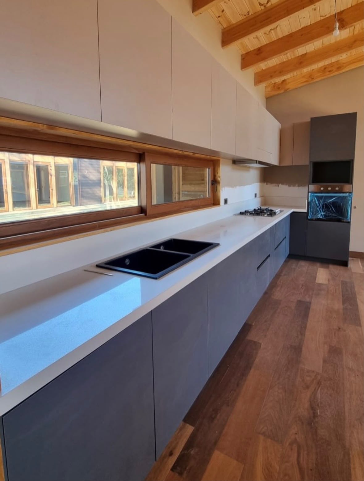 Casa con hermosos ventanales en venta - Foto 5