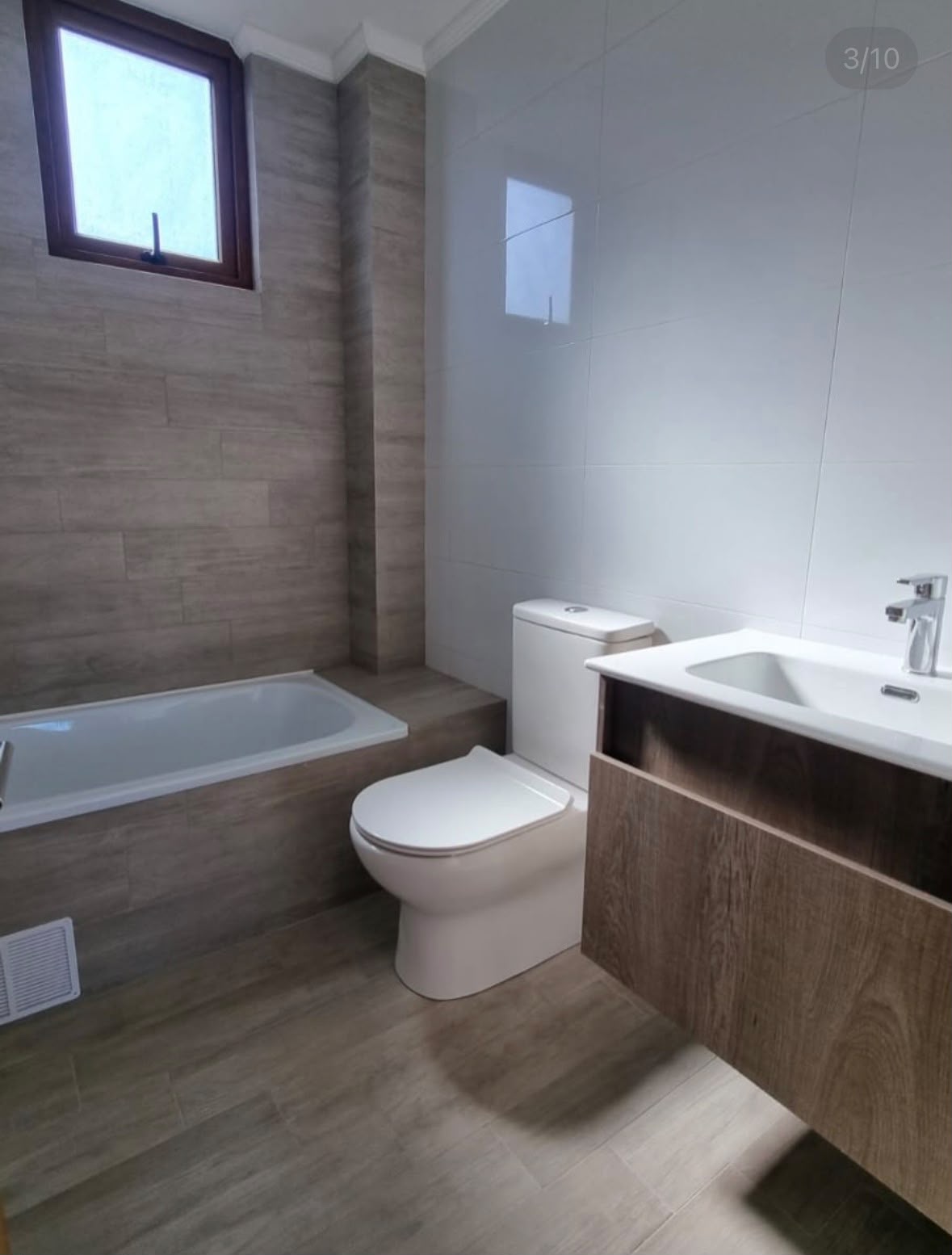 Hermosa casa en exclusivo condominio a 5 minutos del centro de Pucón - Foto 3